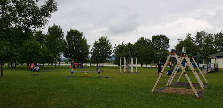 Jarun Spielplatz 2 768x373