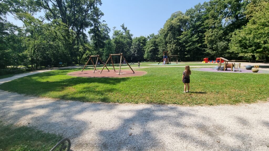 Maksimirpark Spielplatz 2 kromiki.de 1024x576